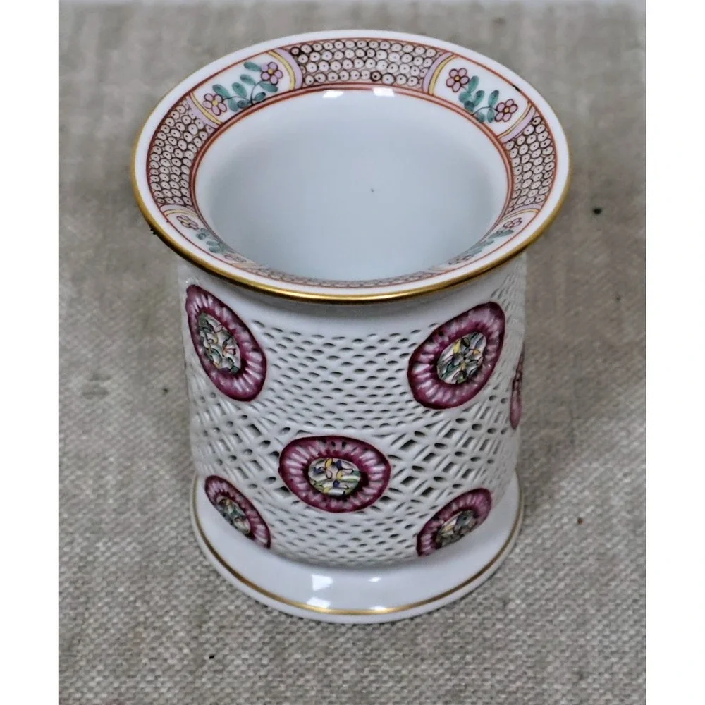 Herend hungary vase